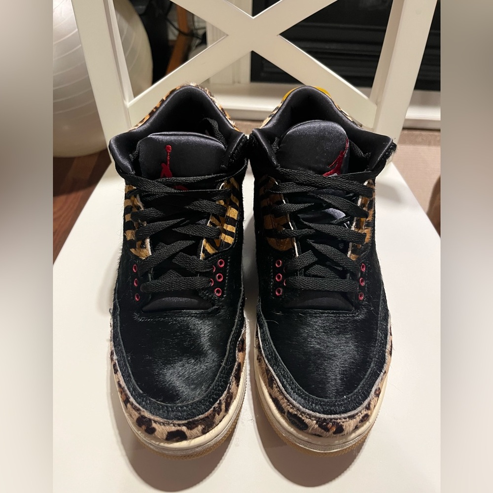 Jordan 3 “Animal Instincts” Size 8